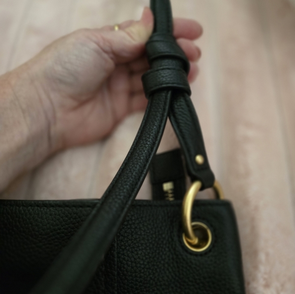 Tory Burch Carson - NWOT/Dustbag included - Picture 12 of 12